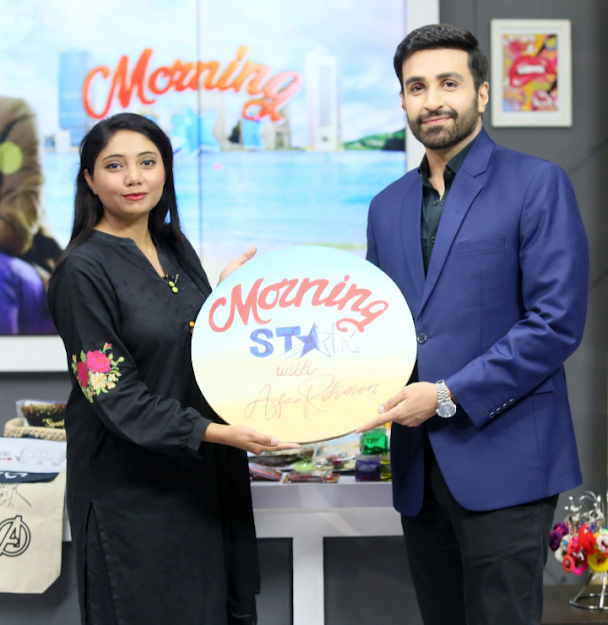 Kanzah Rao, founder of KMS Creatives, presenting a small gift to Azfer Rehman and the Morning Star team. A token of gratitude for the wonderful opportunity to showcase our brand on TV One's Morning Star with Azfer Rehman show.